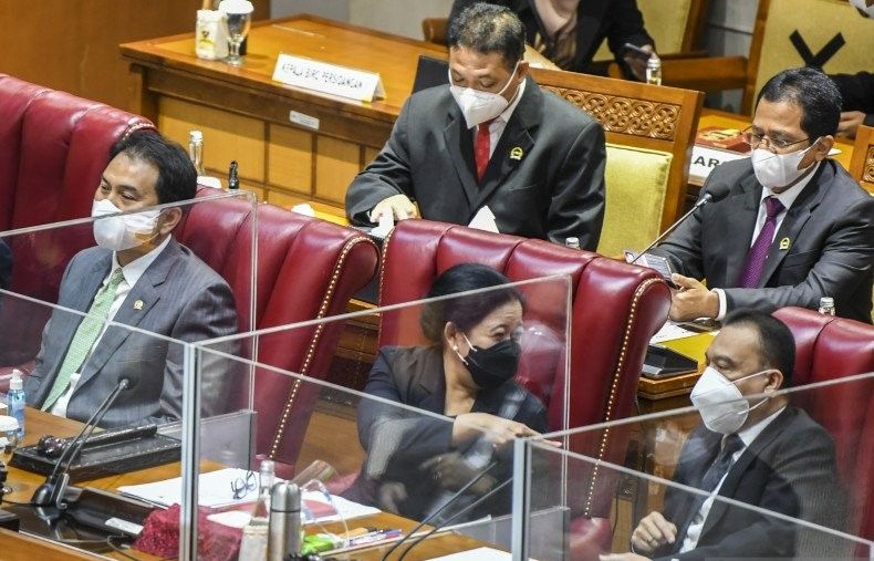 podiumnews.com-DPR RI Resmi Setujui Listyo Sigit Jadi Kapolri