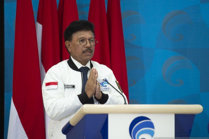 podiumnews.com-Menkominfo Pastikan Implementasi 5G Tetap Jalan