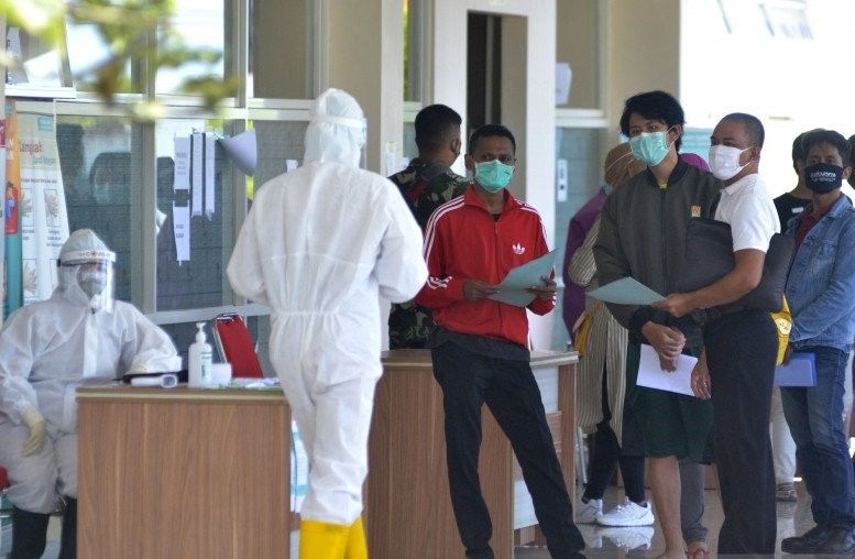 podiumnews.com-Amukan Pandemi dan Cara Merdeka dari COVID-19