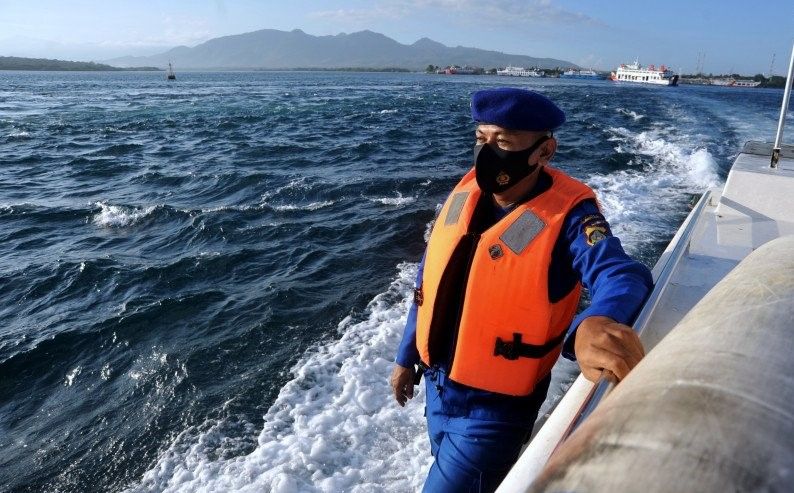 podiumnews.com-BMKG Jembrana Peringatkan Potensi Gelombang Besar di Selat Bali