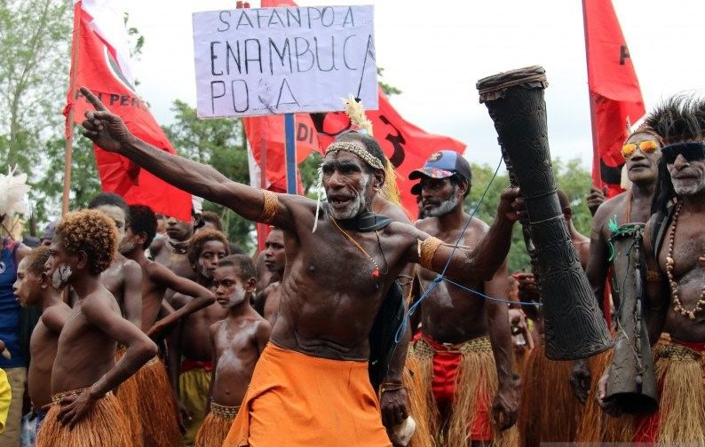 podiumnews.com-Belajar dari Pilkada Serentak di Papua