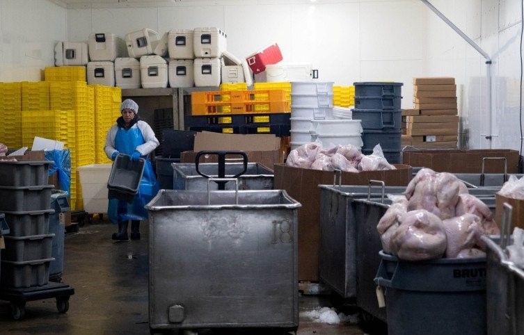 Kasus COVID-19 di AS Capai 12 Juta