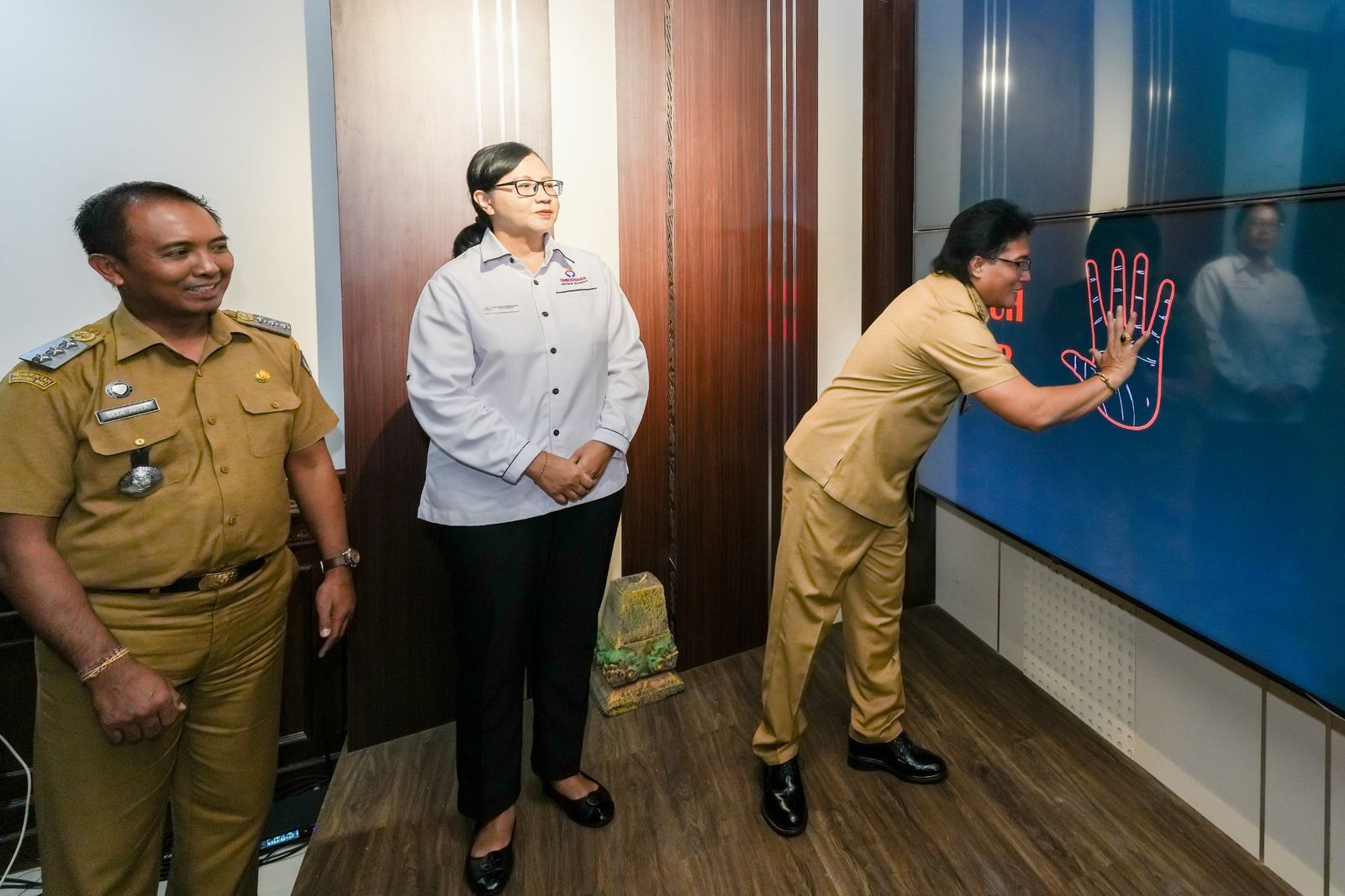 podiumnews.com-Bupati Badung Luncurkan Aplikasi Rajapala Kutsel