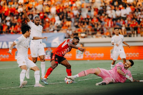 podiumnews.com-Coach Teco Kira Minimal Cetak Satu Gol