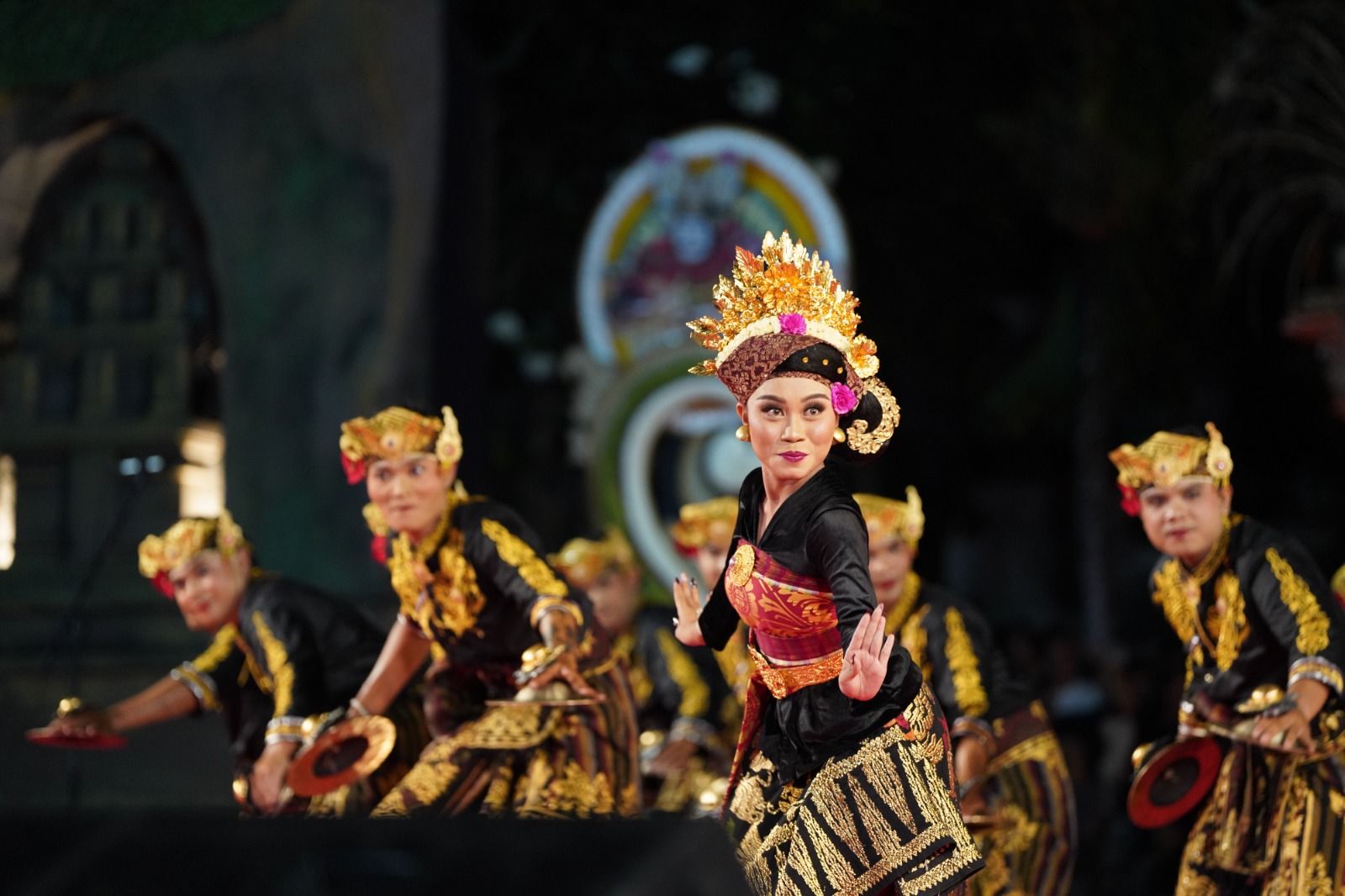 podiumnews.com- Duta Badung Bawakan Cerita Wayah di PKB 