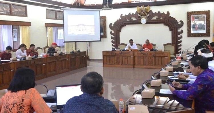 podiumnews.com- DPRD Bali Bahas Kode Etik Anggota Dewan