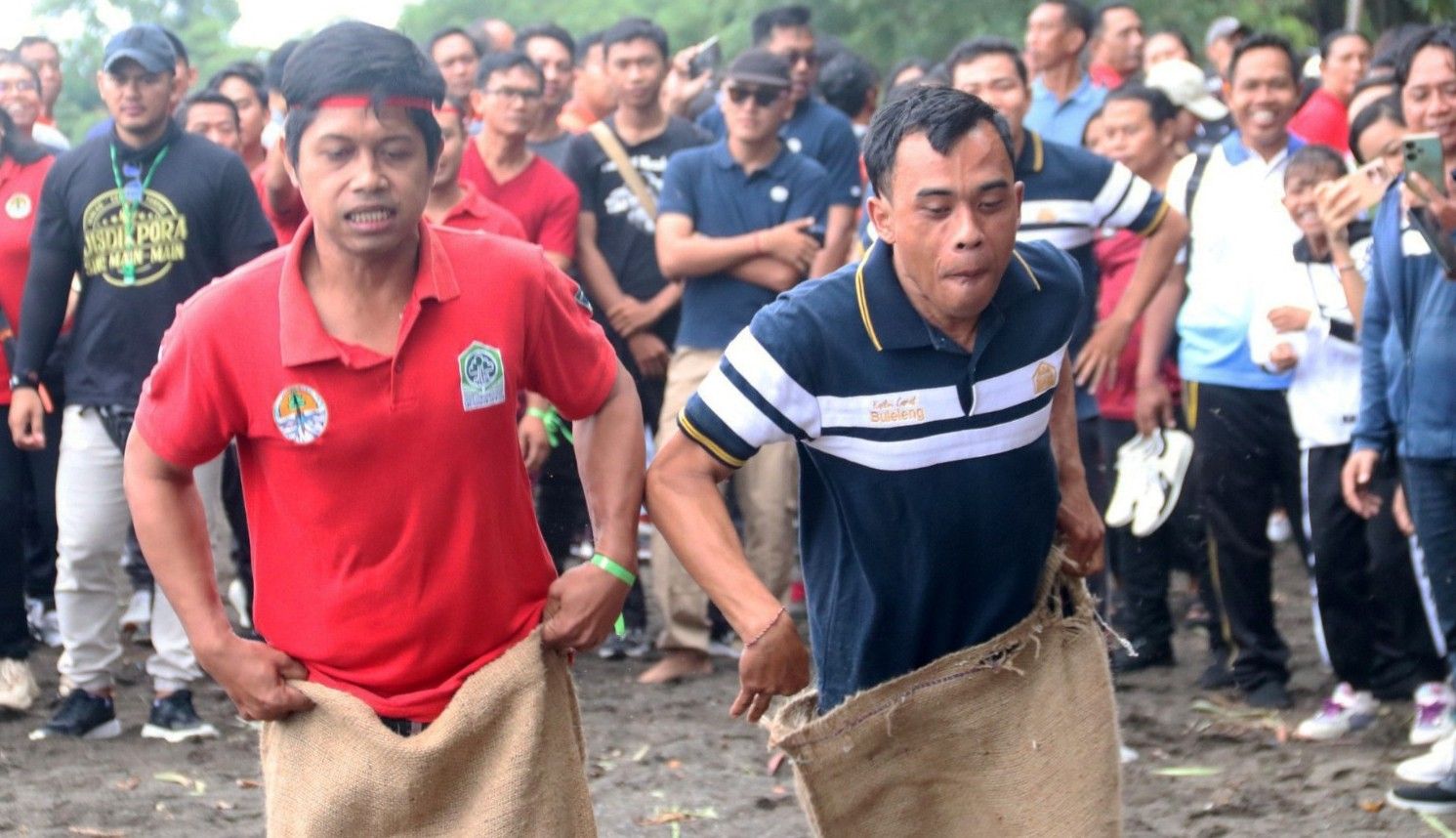 podiumnews.com-Singaraja Gebyar Olahraga Tradisional di HUT ke-421