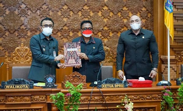 podiumnews.com-Fraksi Dewan Setujui Penetapan Ranperda RPJMD Denpasar 2021-2026 