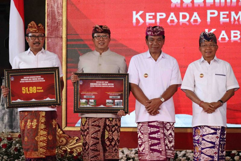 podiumnews.com-Lihadnyana: Masyarakat Buleleng Rasakan Hasil Nyata Kerja Keras Gubernur Koster