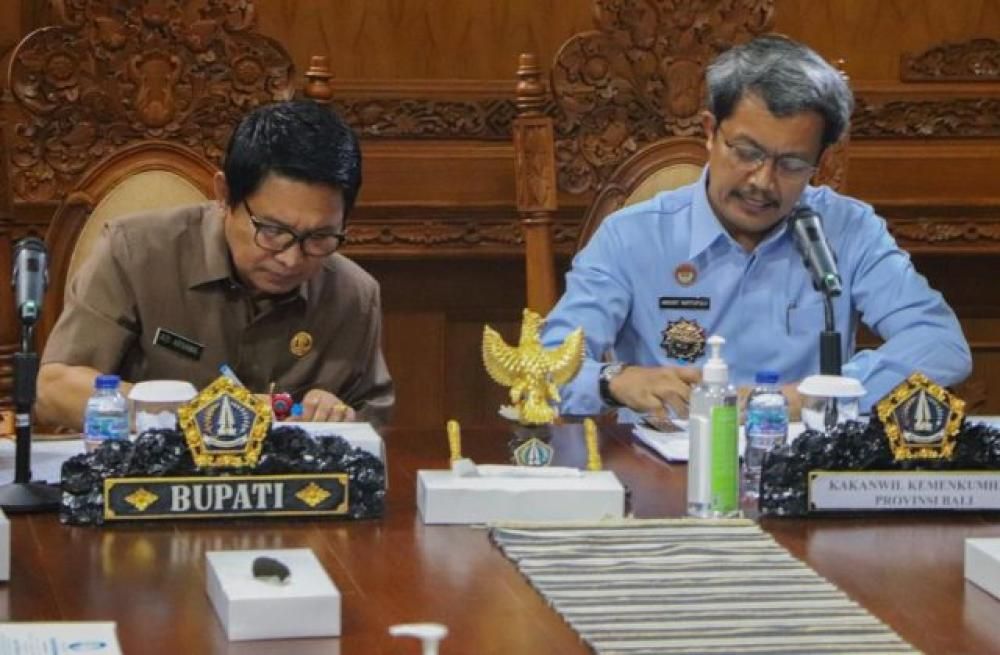 podiumnews.com-Pelayanan Hukum dan HAM, Pemkab Badung dan Kemenkumham Teken MoU