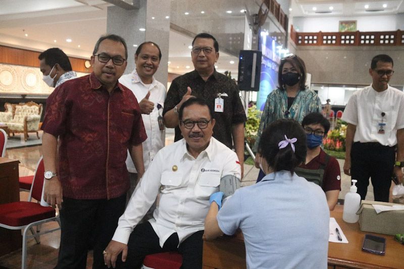 podiumnews.com-Wagub Cok Ace Apresiasi BI dan BMPD Siapkan Booster Kedua untuk Masyarakat