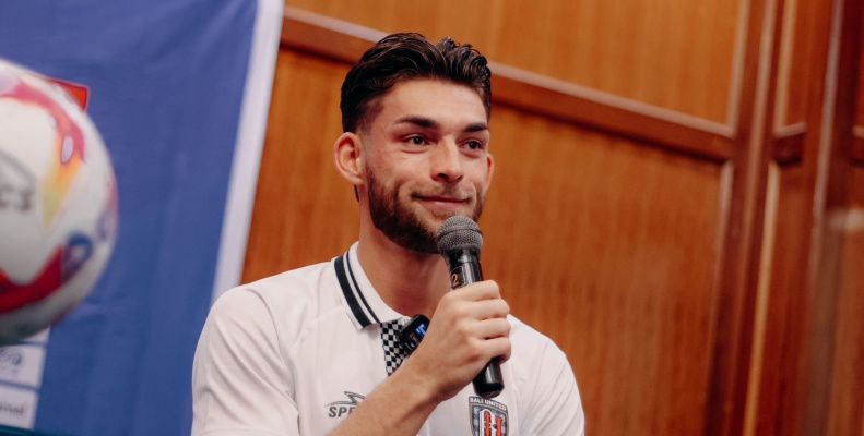 Hadapi Pesut Etam, Brandon Wilson Kawal Lini Tengah