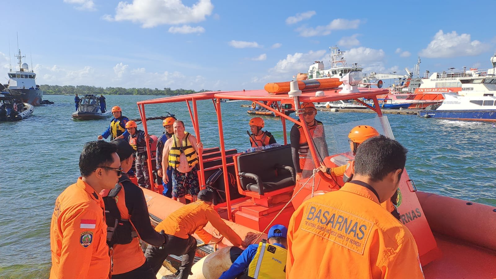 Terbawa Arus dari Lembongan, Turis AS Ditemukan di Uluwatu
