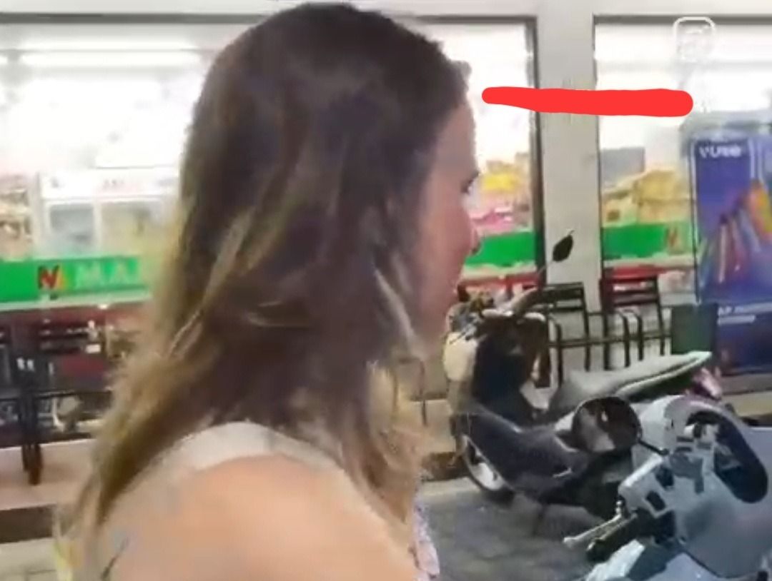 podiumnews.com-Viral Bule Cewek Dijambret di Kuta