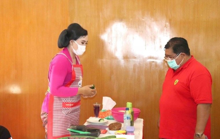 podiumnews.com-Pemkab Buleleng dan IHGMA Bali Bekerja Sama Pasarkan Buah Lokal