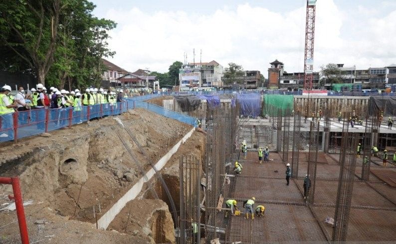 Bupati Gianyar Sebut Semua Proyek Pembangunan Sesuai Target