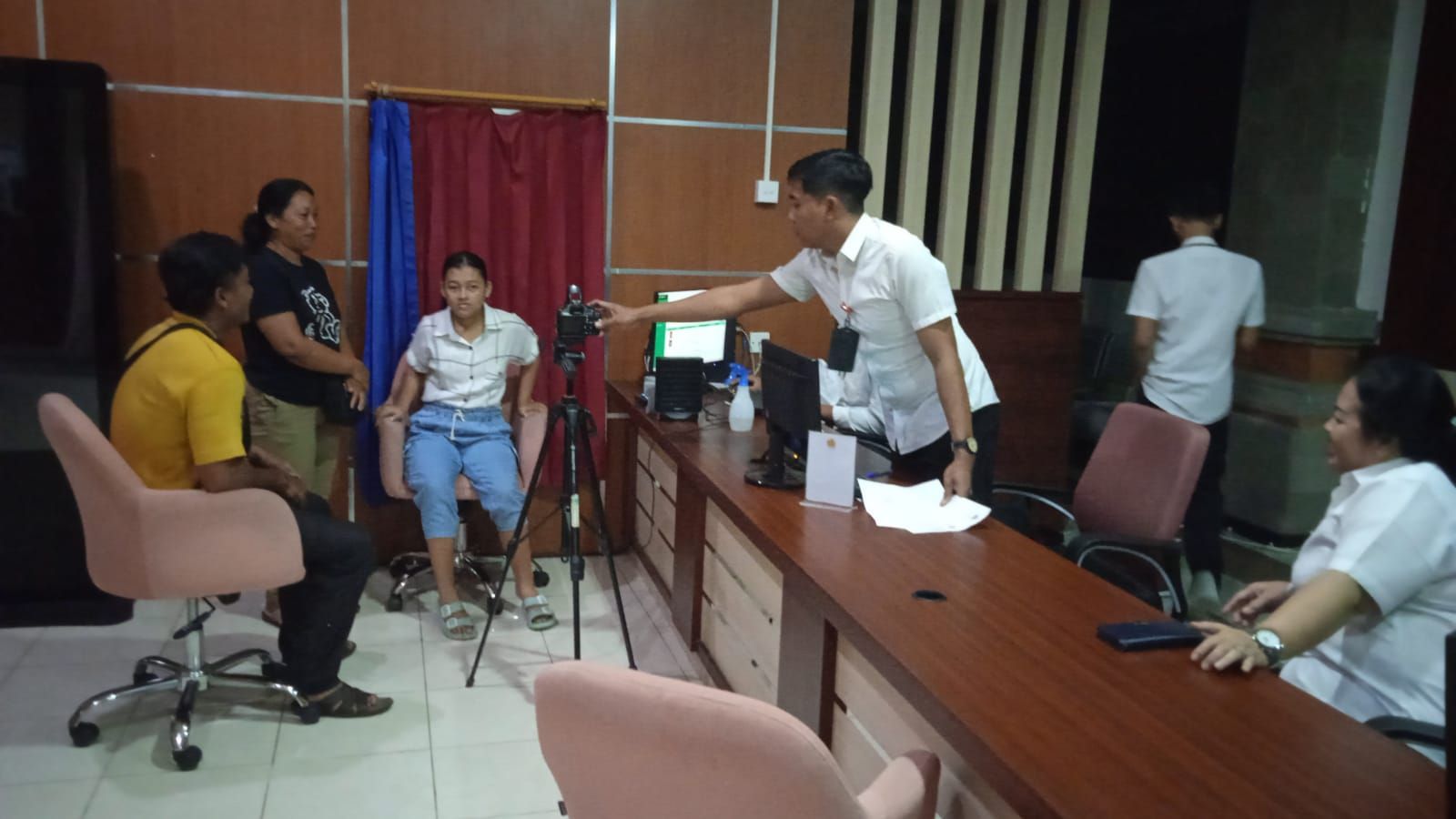 podiumnews.com-Disdukcapil Badung Ranking Pertama Perekaman E-KTP