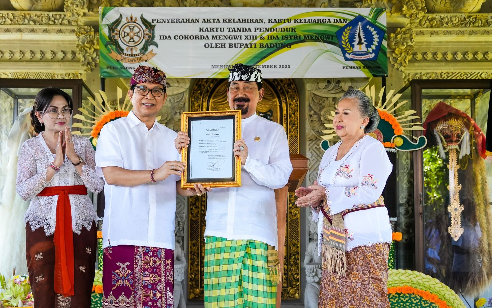Dokumen Kependudukan Resmi Sahkan Identitas Cokorda Mengwi XIII