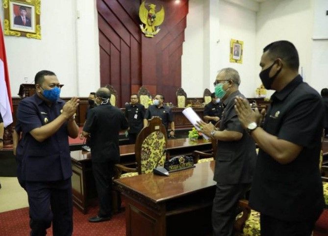 podiumnews.com-Empat Fraksi DPRD Gianyar Sampaikan Pandangan Umum