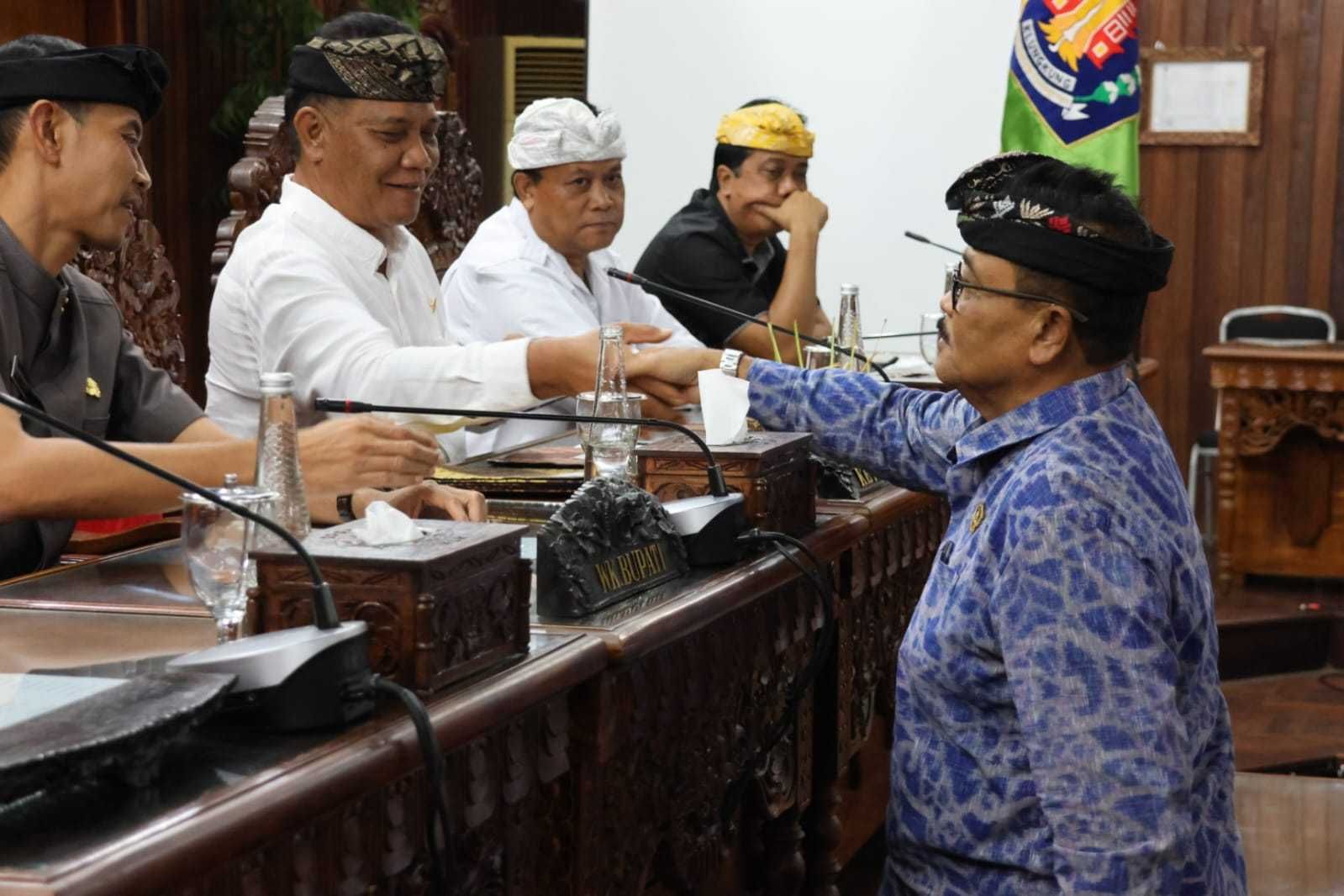 podiumnews.com-DPRD Klungkung Soroti Realisasi Nol Persen Sejumlah Program Pendidikan