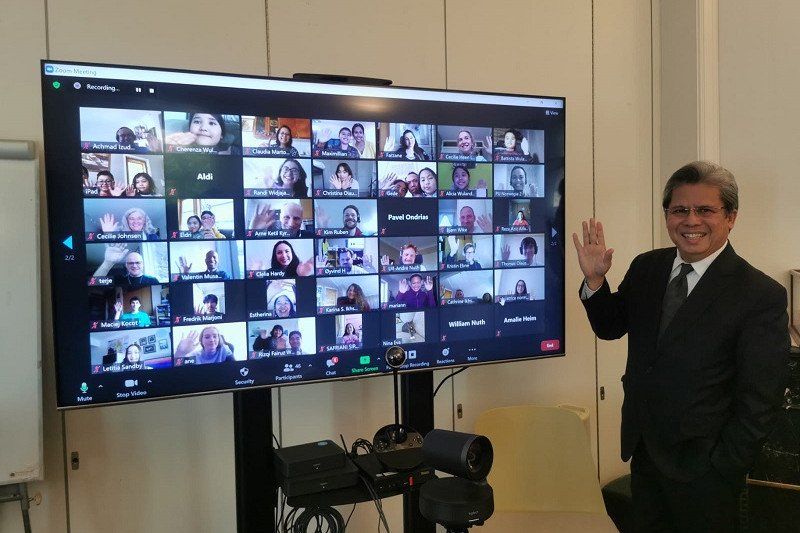 podiumnews.com-Kursus Bahasa Indonesia di Norwegia Tembus 100 Peserta