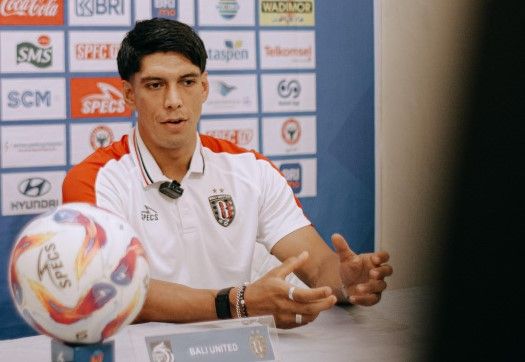 podiumnews.com-Elias Dolah Tak Gentar Tekanan Suporter Lawan