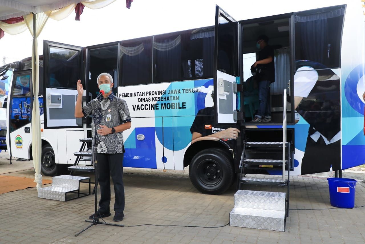 podiumnews.com-Luncurkan Bus Vaksin, Upaya Jateng Jangkau “Remote Area”