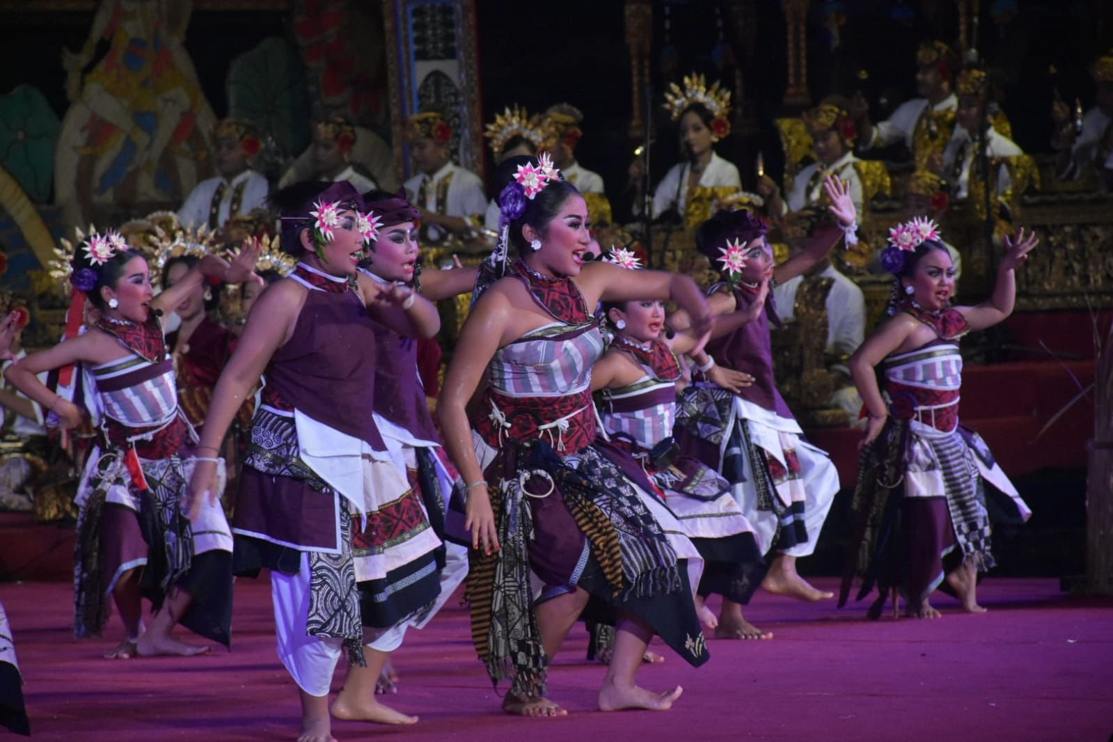 Anak Denpasar Pukau Penonton di Gong Kebyar PKB