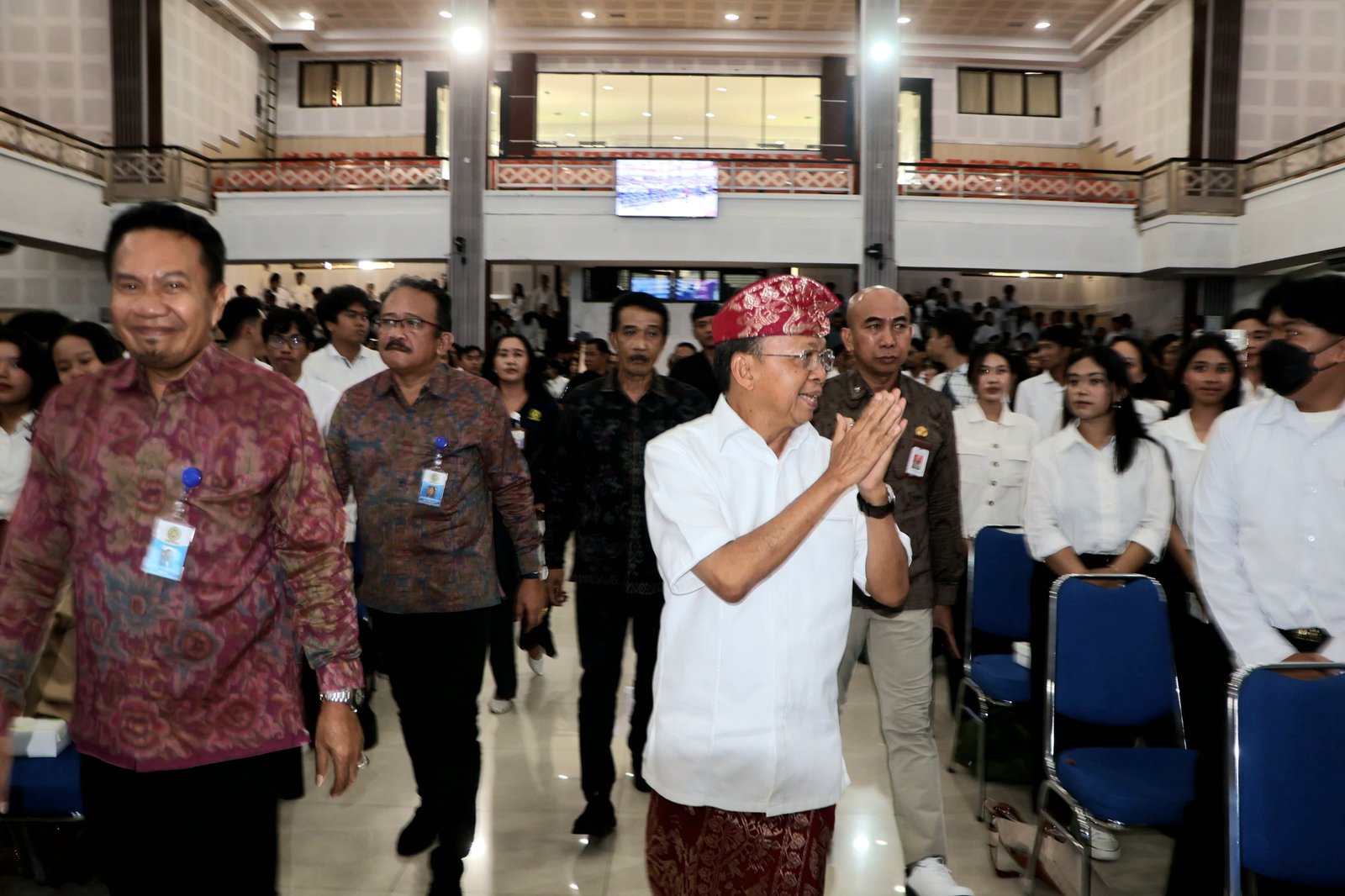 Koster Minta Mahasiswa UNUD Catat Kemiskinan Desa