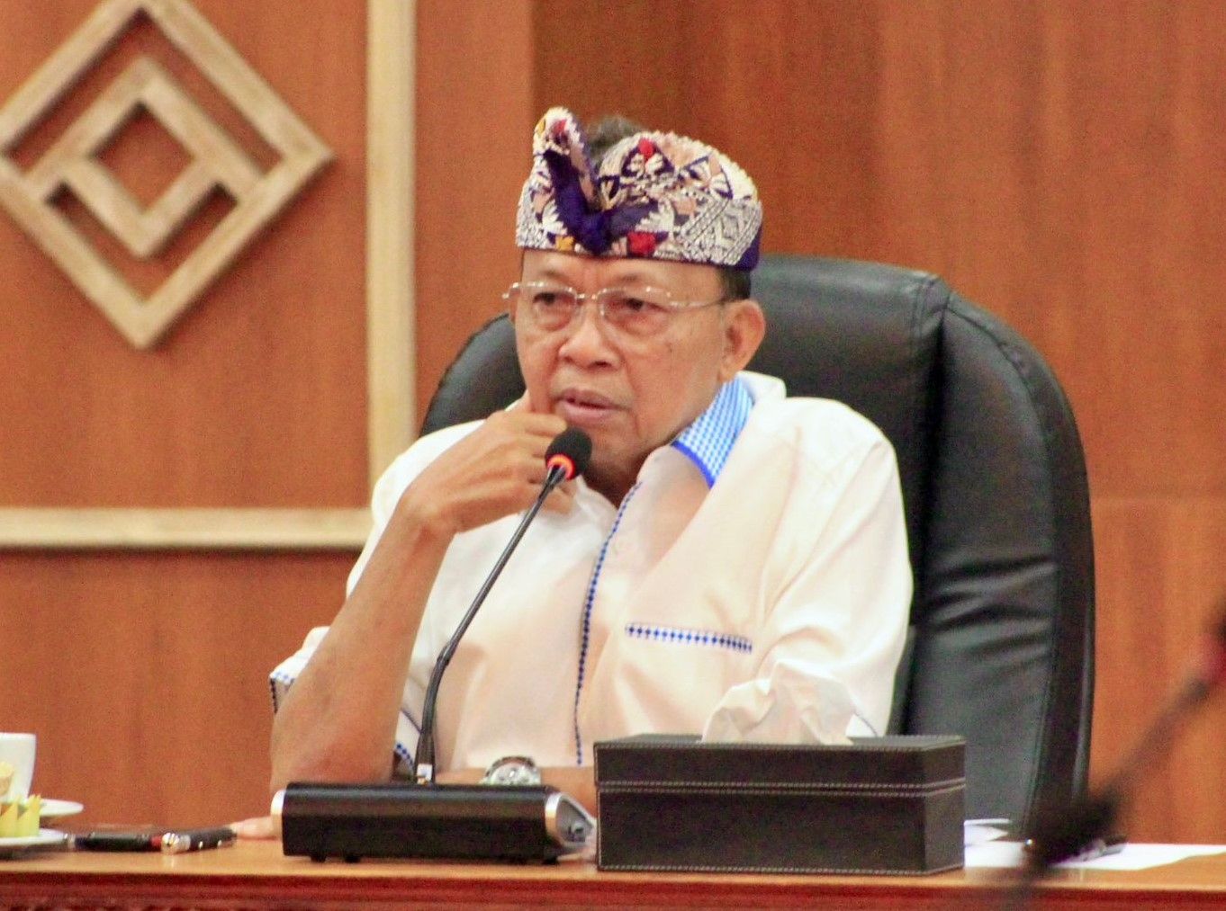 podiumnews.com-Koster Soroti Kendornya Aturan Plastik di Pasar Tradisional Bali