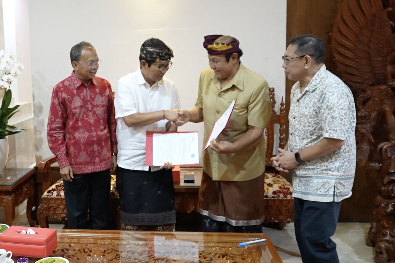 Pemkab Badung dan GWK Teken Perjanjian Pinjam Pakai Jalan