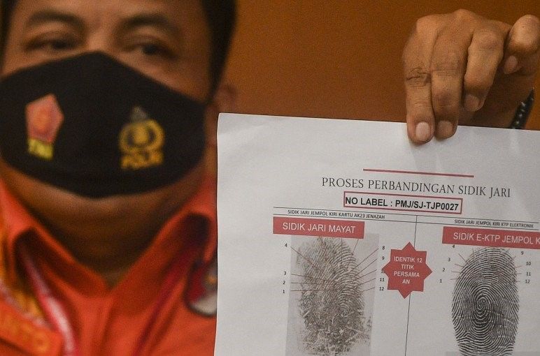 podiumnews.com-Tim DVI Polri Terima 162 Kantong Jenazah Korban SJ 182