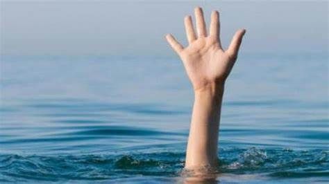 podiumnews.com-Aksi Bunuh Diri Pria di Sanur Berhasil Digagalkan Petugas