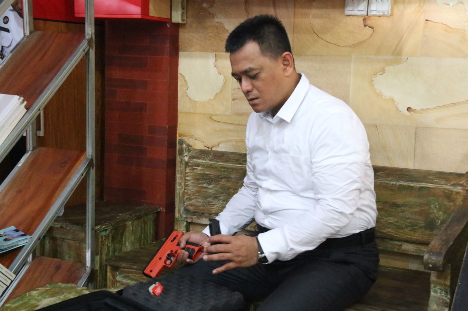 Romi Yudianto Inspeksi Senjata di Lapas Tabanan