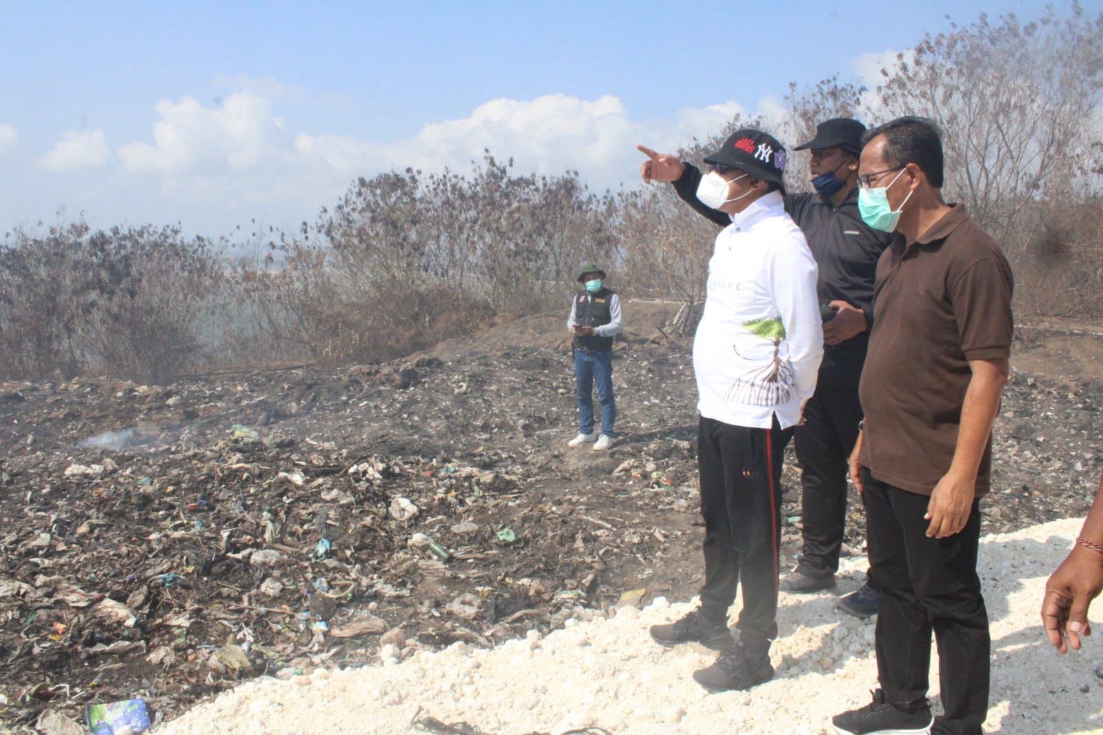 podiumnews.com-Kondisi Kebakaran TPA Suwung Makin Membaik