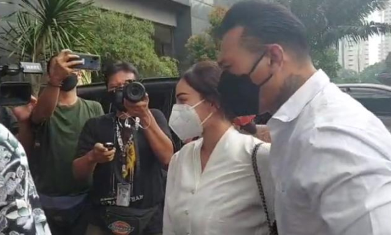 podiumnews.com-Upaya Damai Gagal, Polisi Akan Gelar Mediasi Lanjutan Jerinx dan Adam