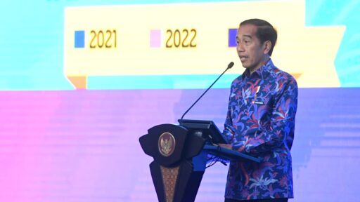 podiumnews.com-Jokowi Jengkel Uang Negara Dipakai Impor 