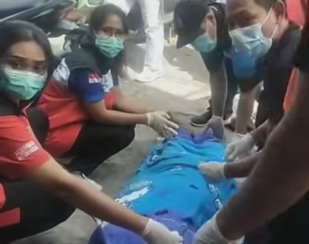 podiumnews.com-Tukang Parkir Meninggal Mendadak di Toko Roti Sesetan