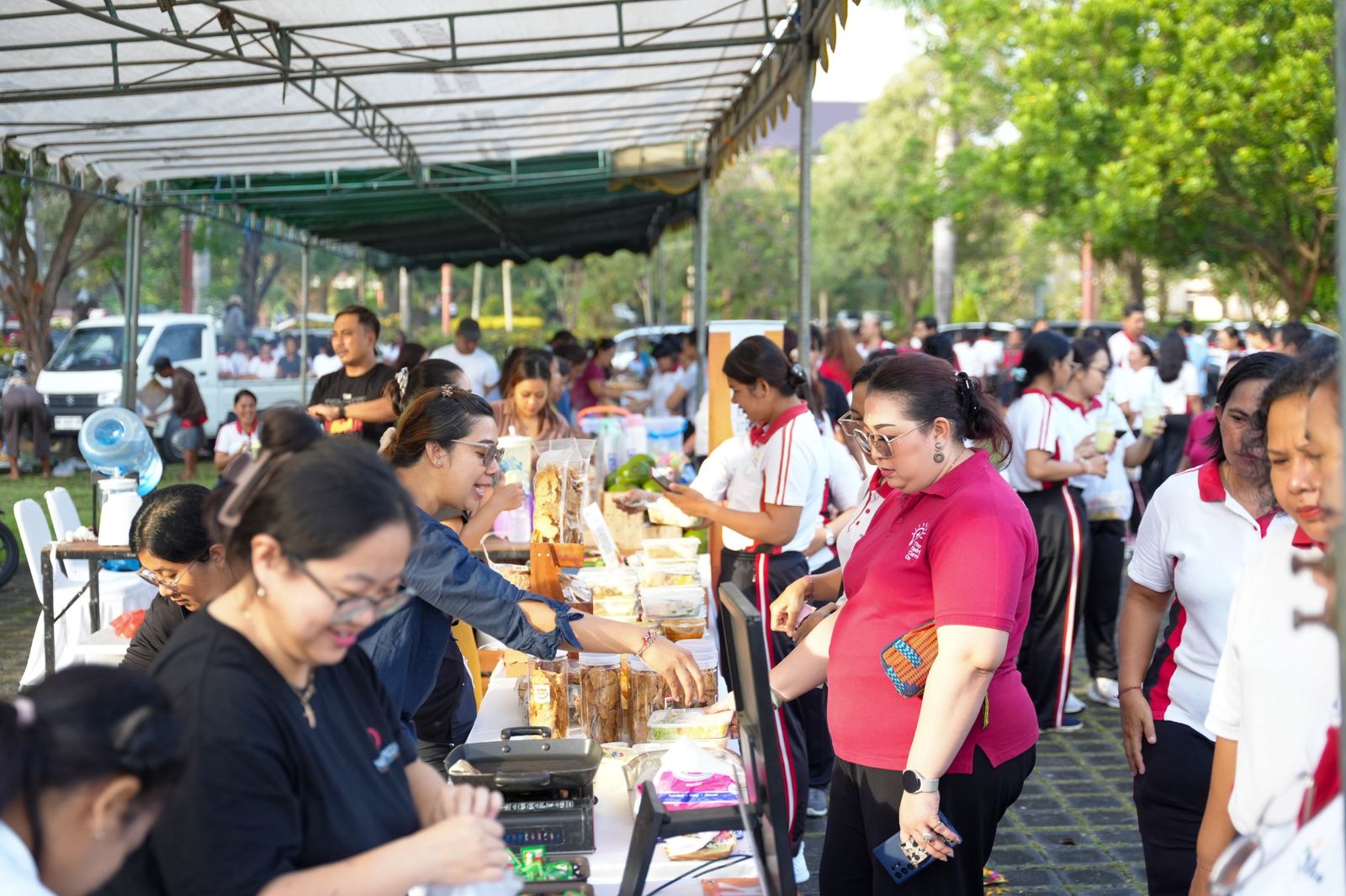 podiumnews.com-Jumat Ceria Badung Dukung UMKM Tembus Pasar Langsung