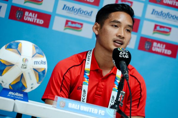 Kadek Agung Dipasang Perkuat Lini Tengah