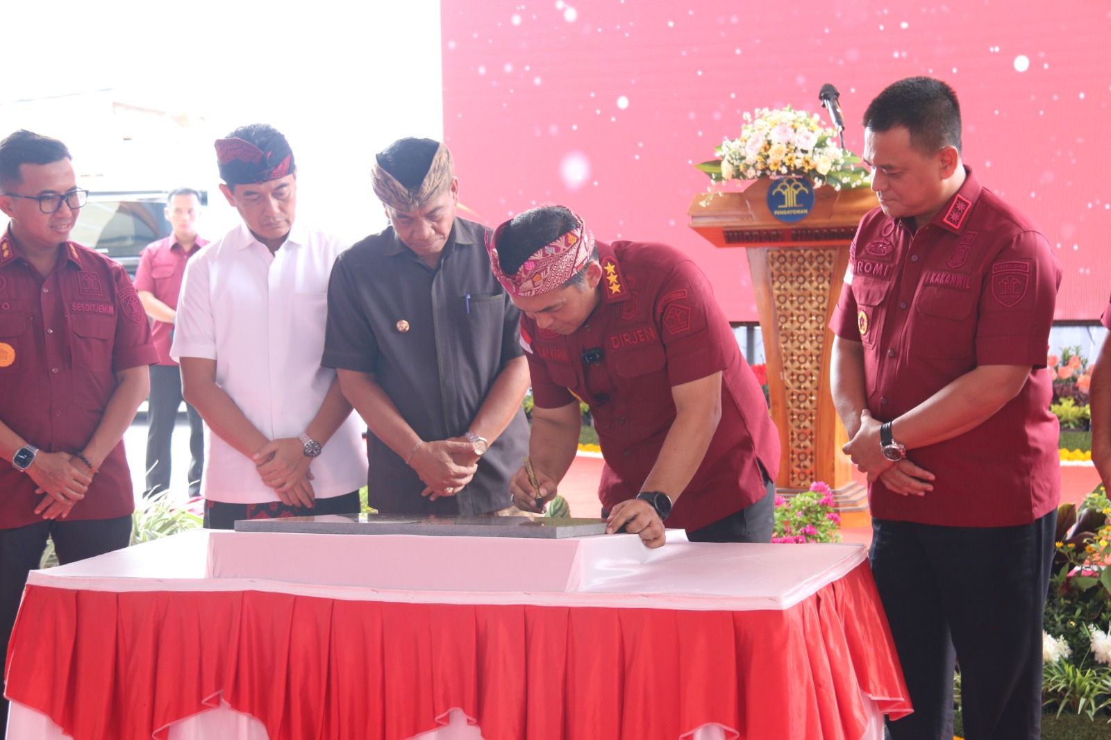 podiumnews.com-Dirjen Imigrasi Resmikan Gedung Kanim Singaraja