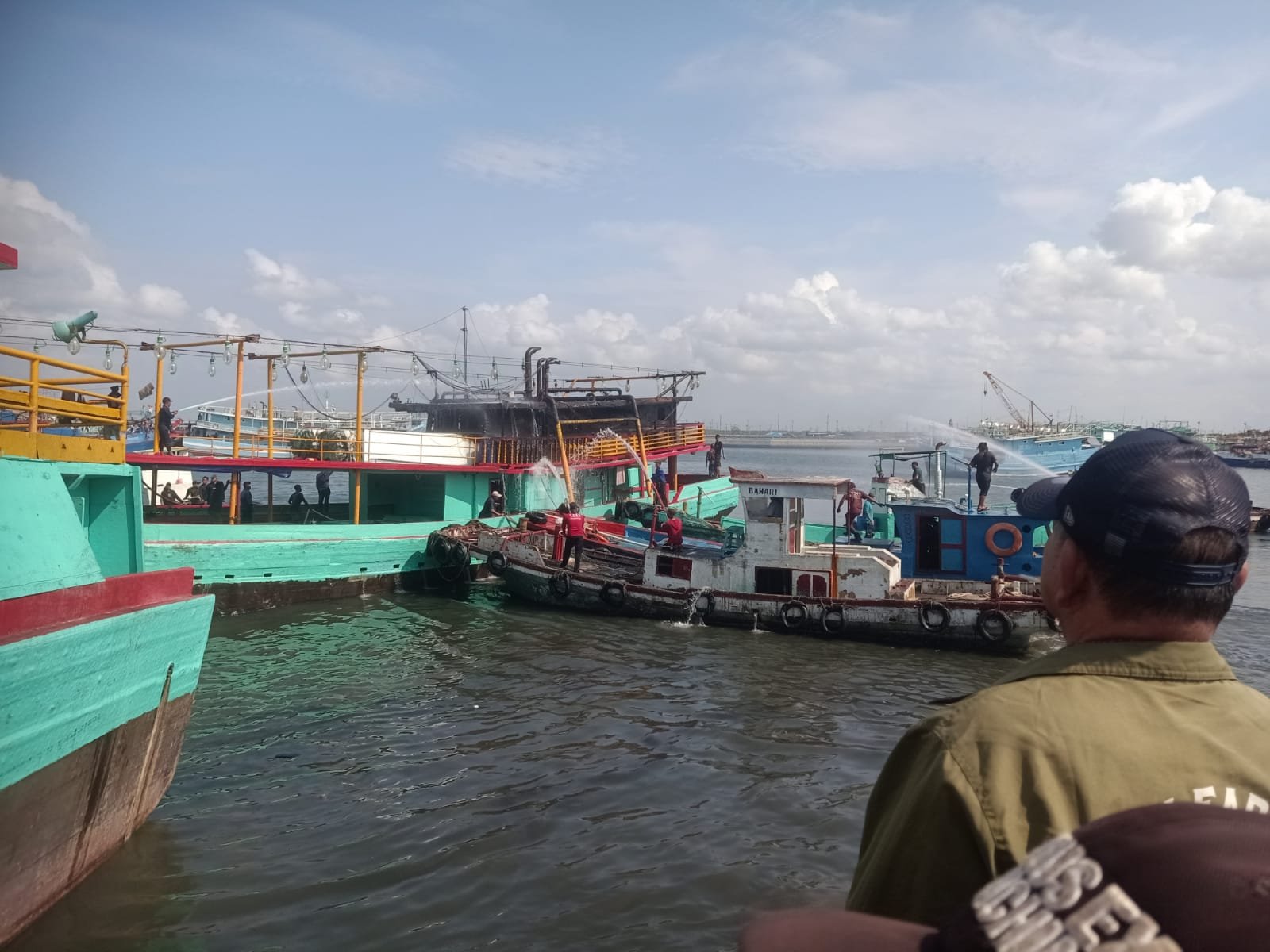 Kebakaran Kapal di Benoa, Korsleting Listrik Jadi Sumber Api