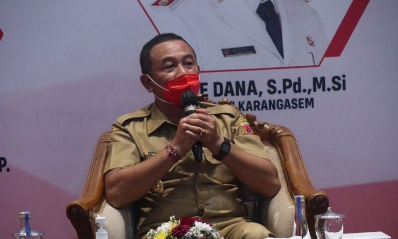podiumnews.com-Bupati Karangasem Tinjau Jembatan Tukad Pedih yang Rusak Parah