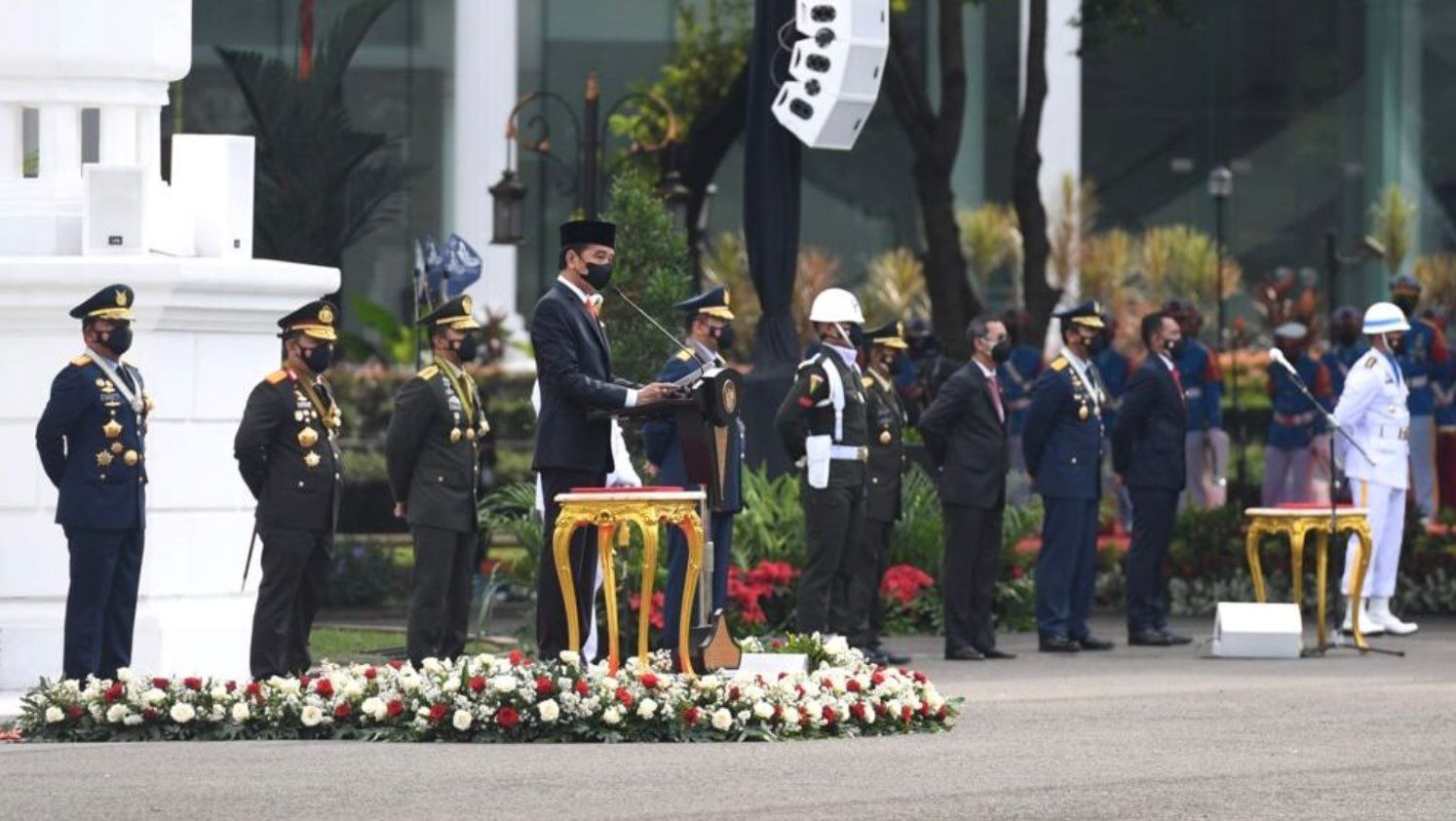 podiumnews.com-Presiden Apresiasi Peran Besar TNI dalam Penanganan Pandemi