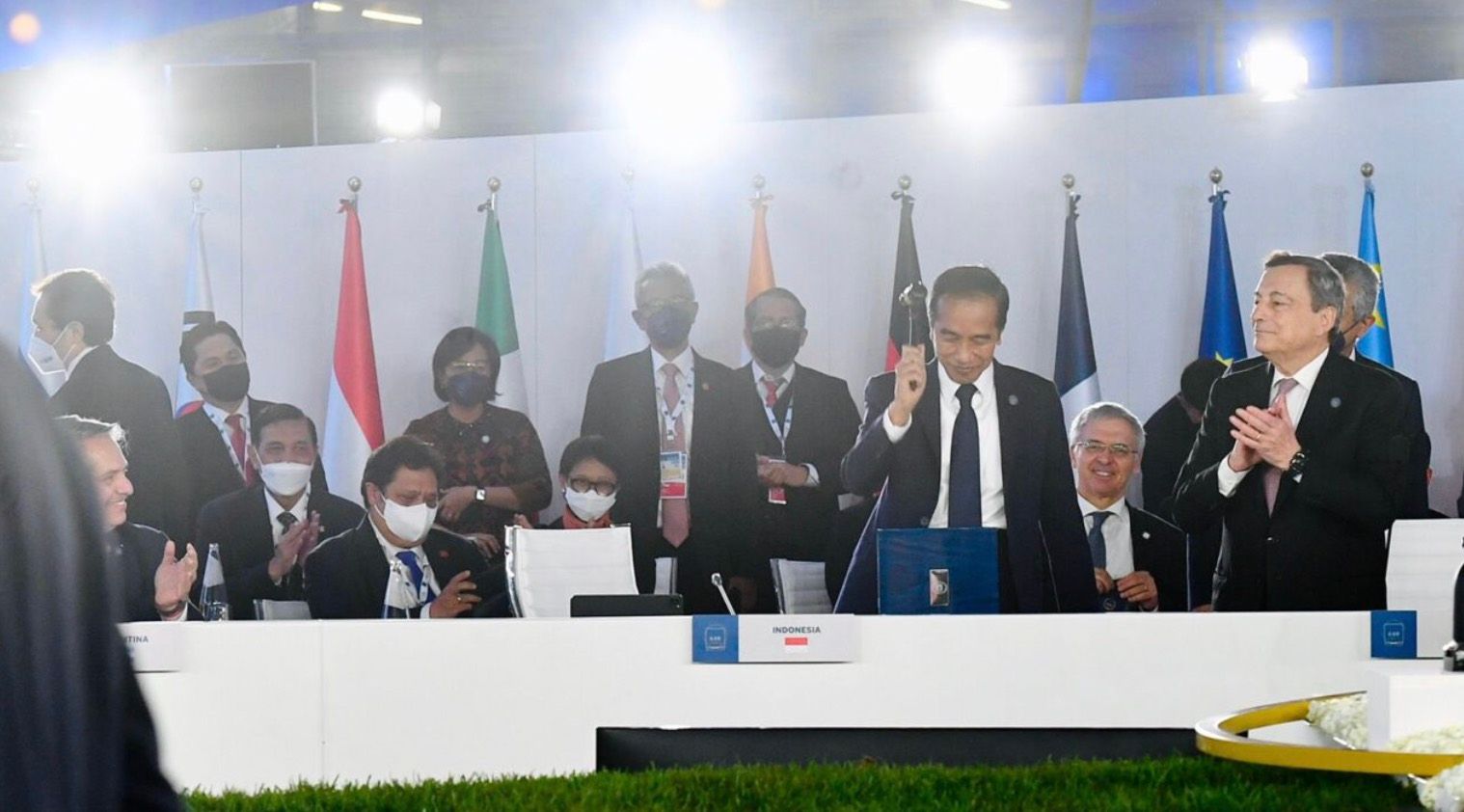 podiumnews.com-Terima Estafet Presidensi G20, Jokowi Undang Pemimpin Dunia ke Bali Tahun Depan