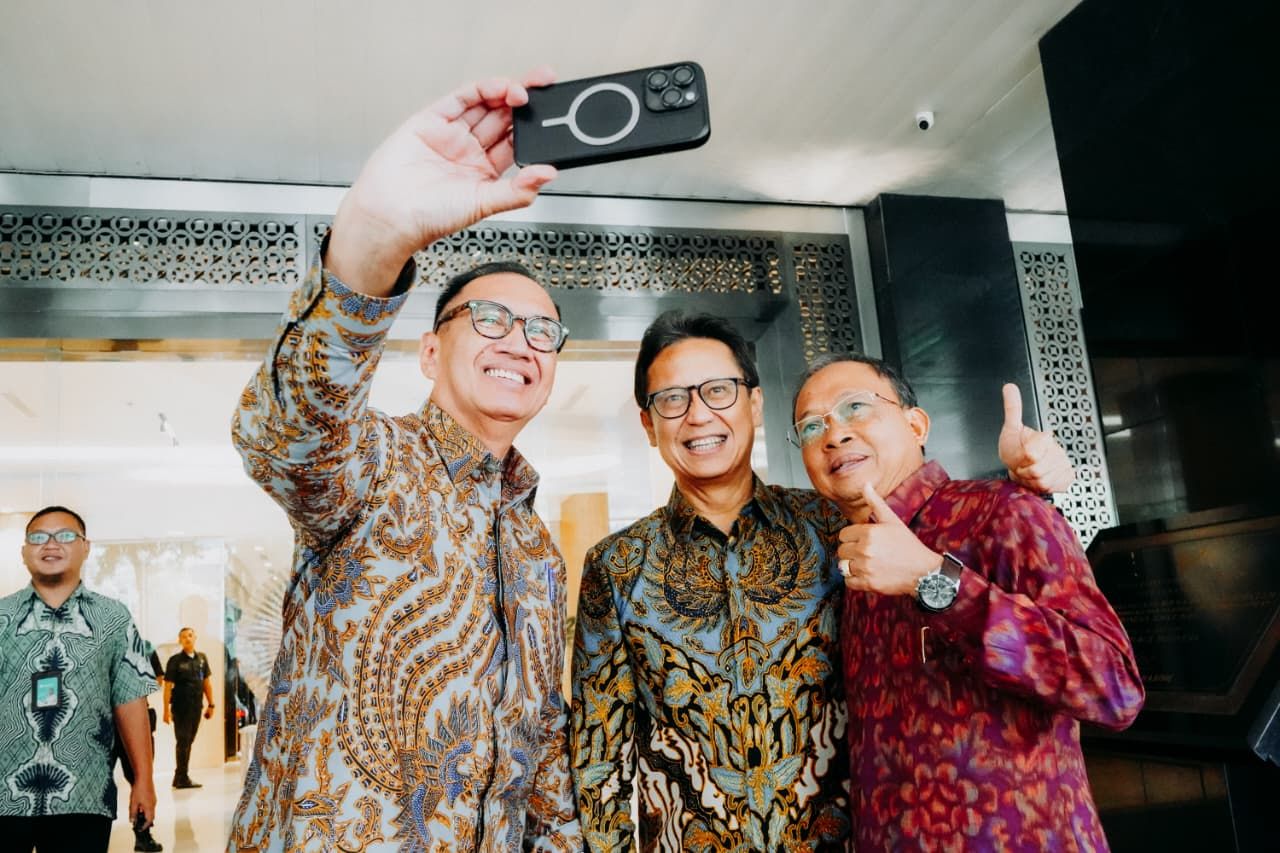 Gubernur Koster Bawa Aspirasi Bali ke Sejumlah Menteri