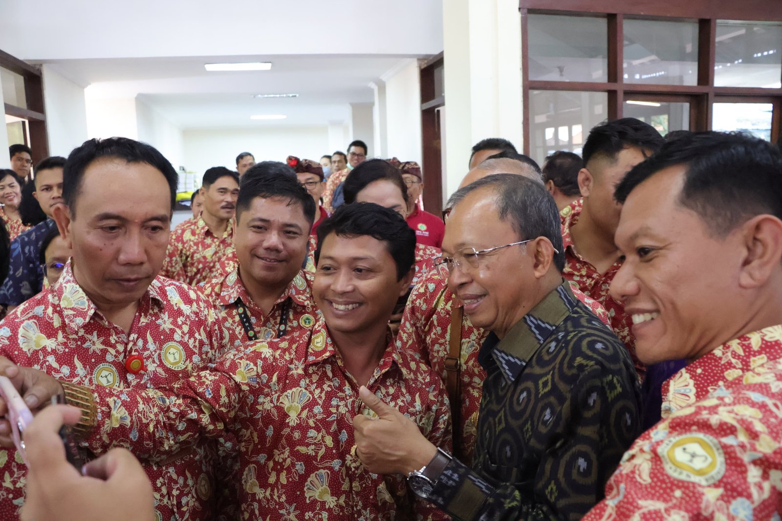 podiumnews.com-Koster: "Satu Desa Satu Nakes," PPNI Beri Jempol!