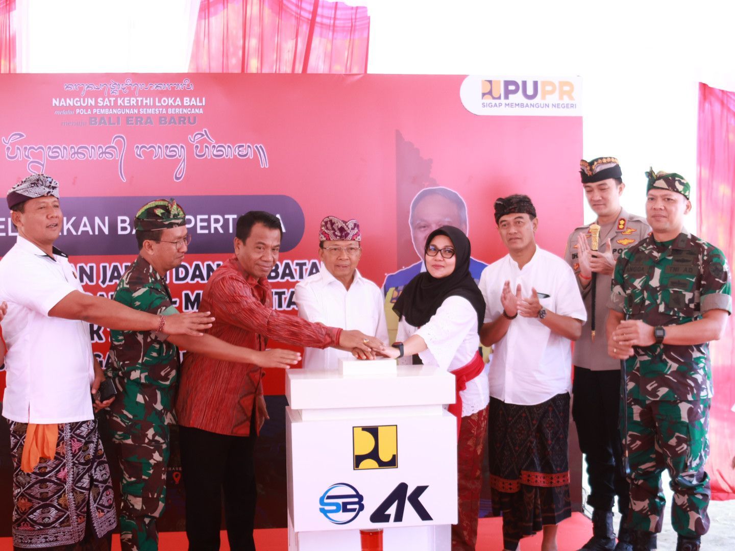 podiumnews.com-Gubernur Bali Groundbreaking Jalan Shortcut Singaraja – Mengwitani