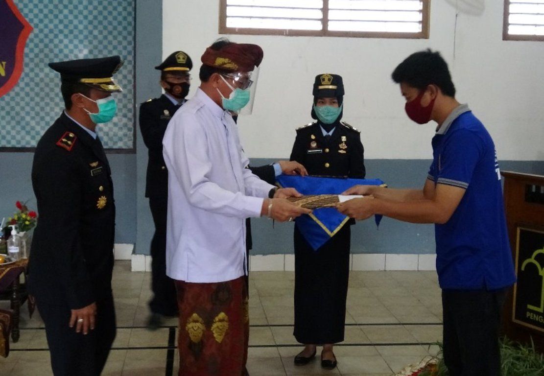 110 Warga Binaan Lapas II B Tabanan Terima Remisi di Hari Kemerdekaan