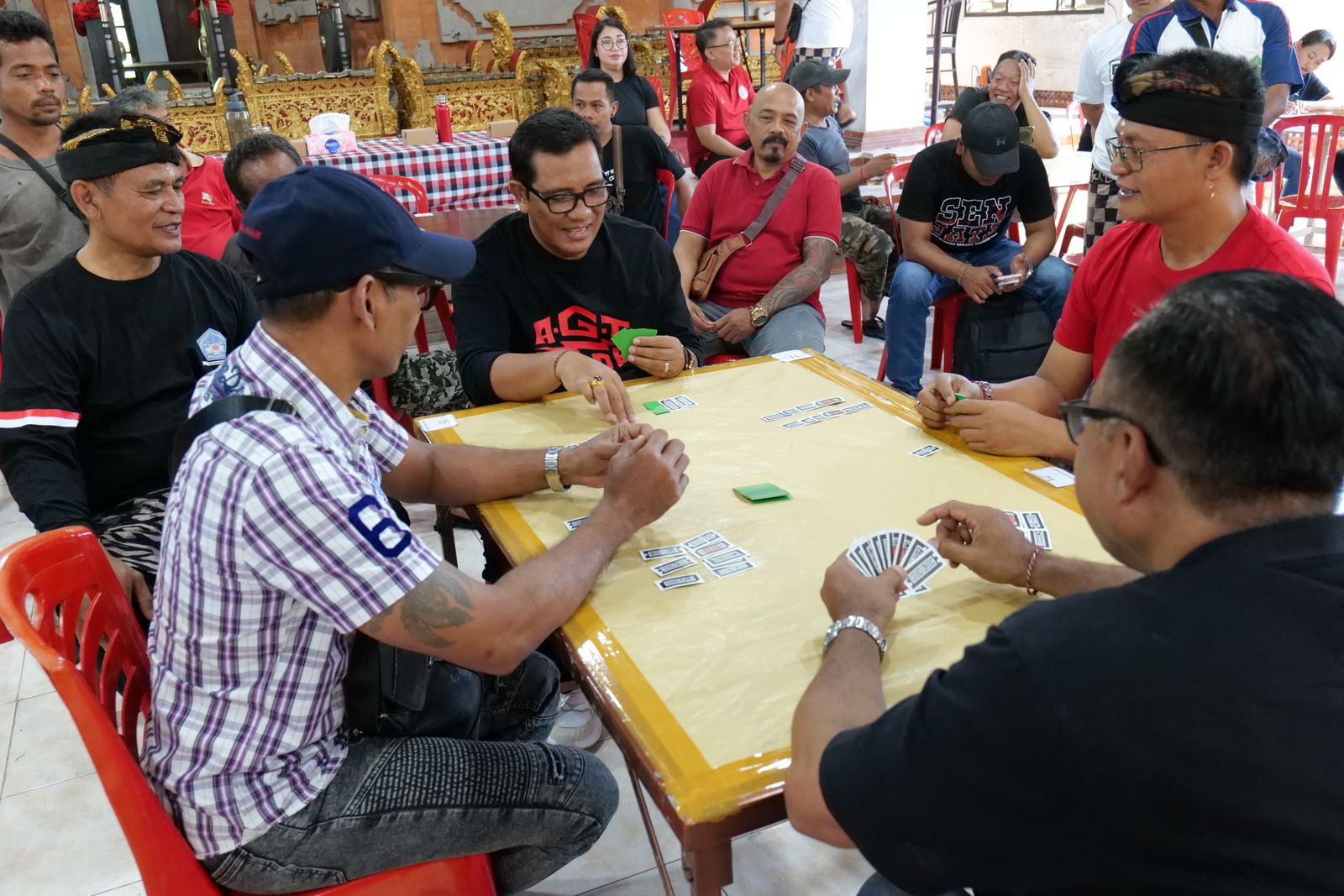 podiumnews.com-Lomba Ceki di Tabanan Raup 12 Juta untuk Dana Adat